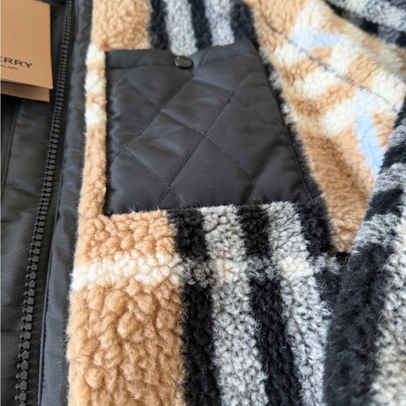 Burberry teddy jacket - Picture 4 of 12